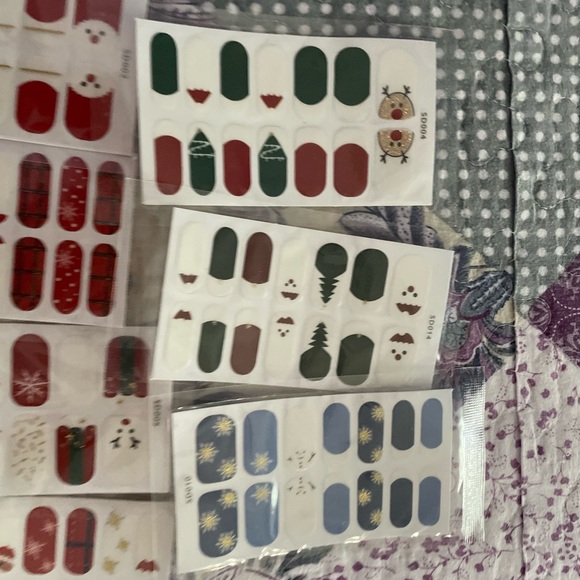 SOLD! Brand new Christmas stick on nail polish - Picture 2 of 6